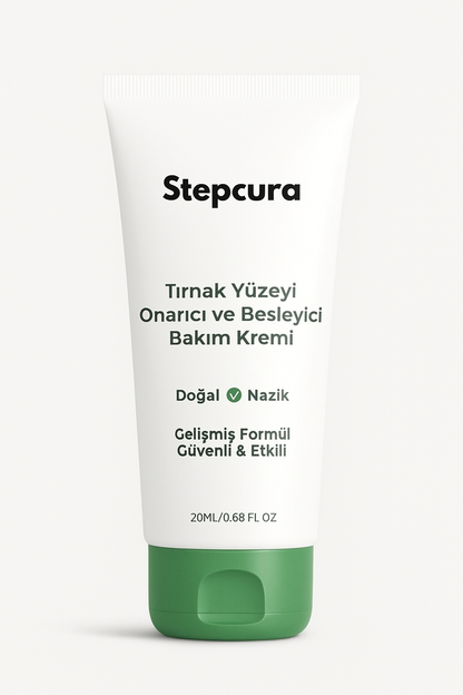 Stepcura Tırnak Yüzeyi Onarıcı ve Besleyici Bakım Kremi (30ml)